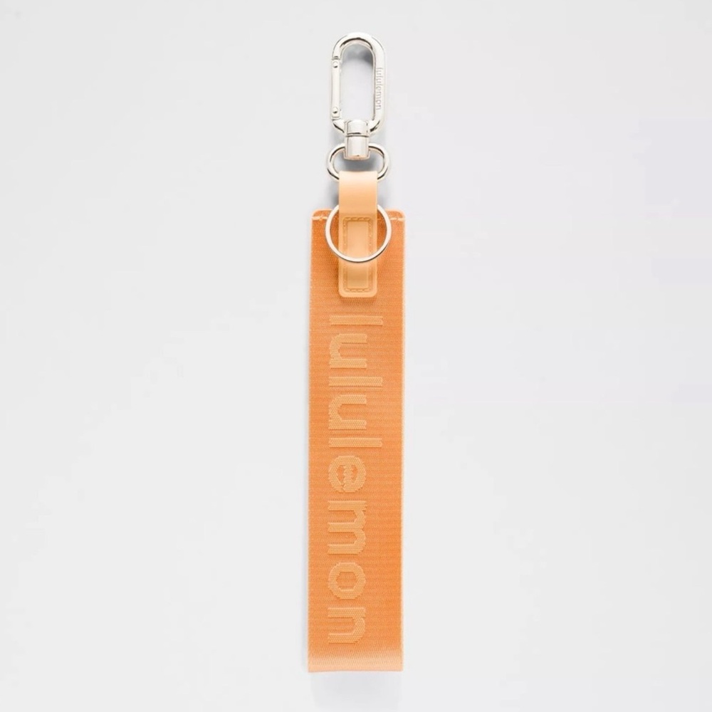Lululemon Never Lost Keychain - Rock Melon
